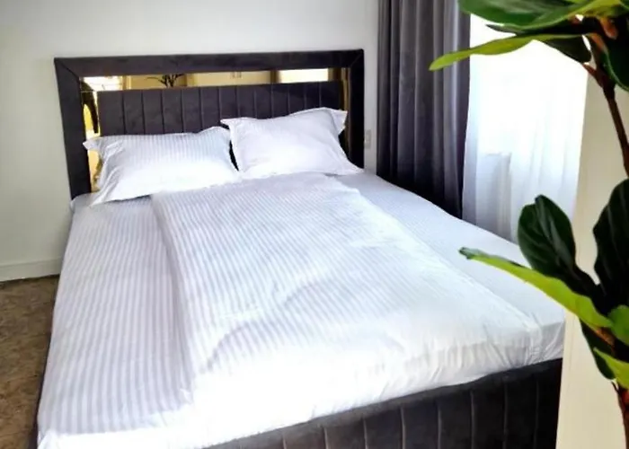 Azzure Apart-hotel 3*