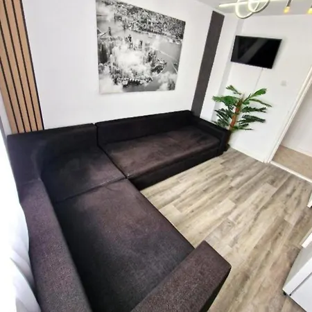 Azzure Lägenhetshotell Constanţa