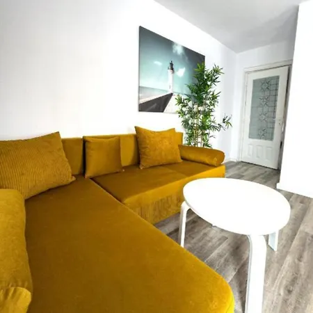 Azzure 3* Konstanca