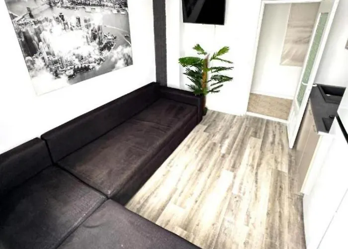 Azzure 3* קונסטנצה