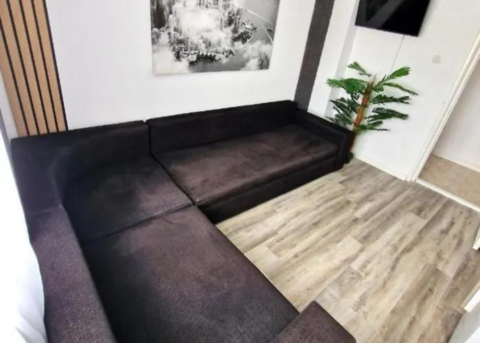 Azzure מלון דירות קונסטנצה