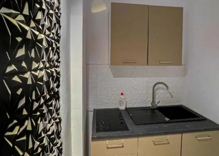 Azzure 3* קונסטנצה